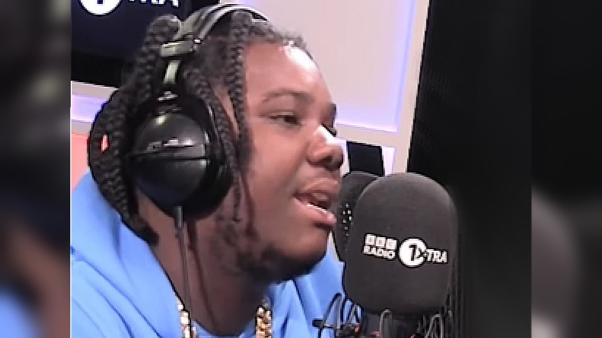 Byron Messia Apologises to Fans For Saying He Was Not Influenced By Dancehall - Watch Video