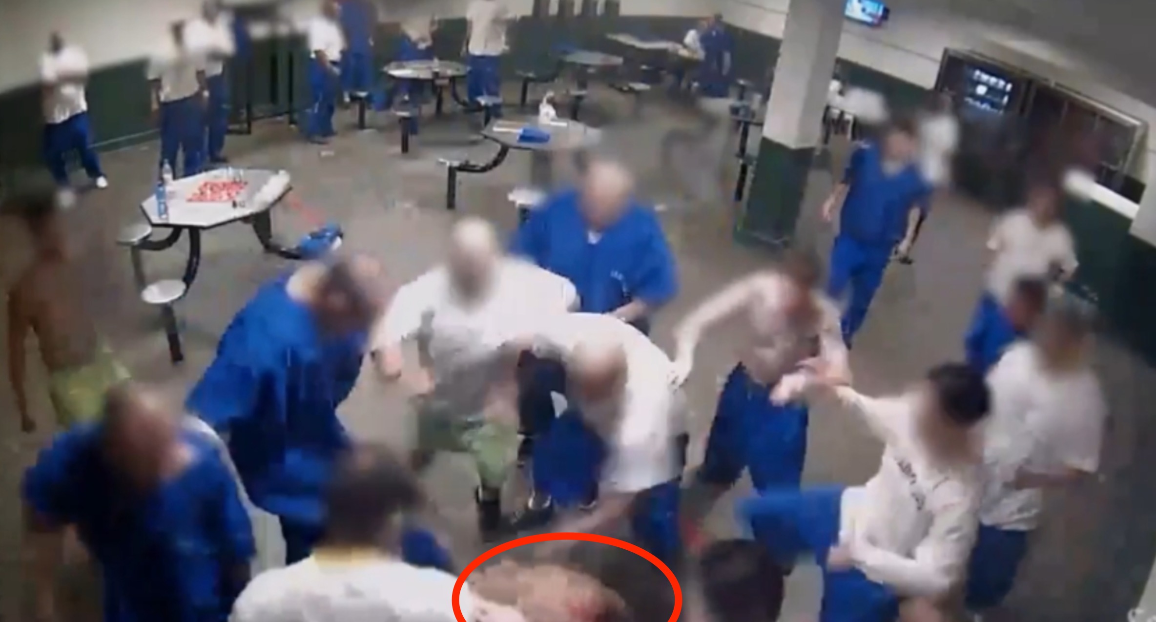 Man Gets Stabbed and Viciously Beaten in Los Angeles Prison by Gang - Watch Video