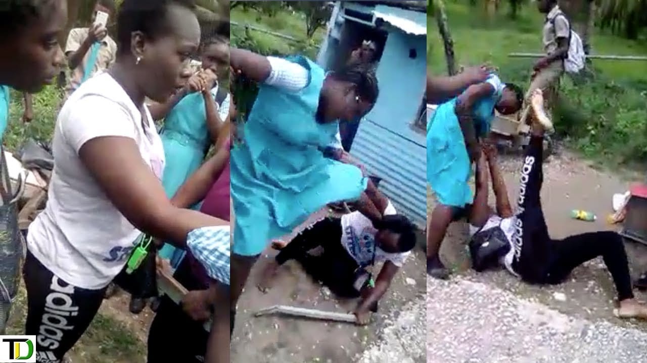 UPDATE: Daughter BEATS-UP Mom outside School Video - YARDHYPE.