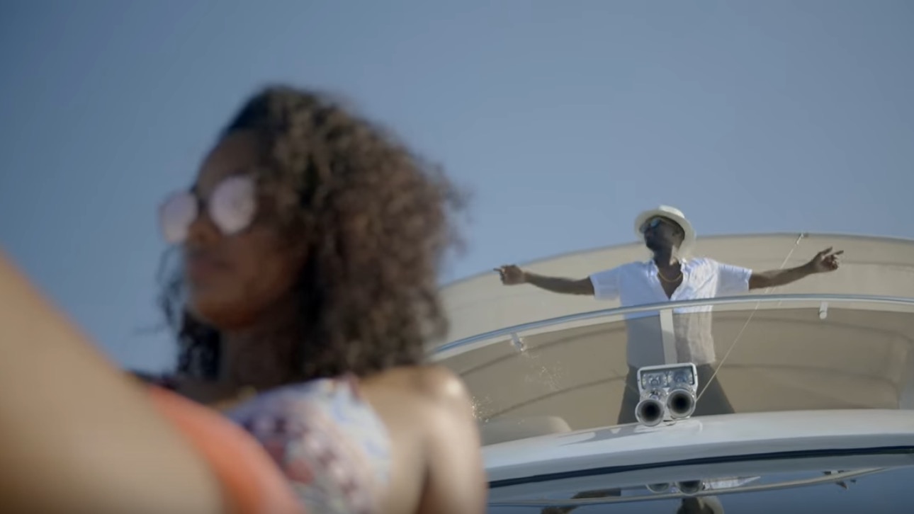 Busy Signal Takes His Girl To The Perfect Spot In New Visual Yardhype Com