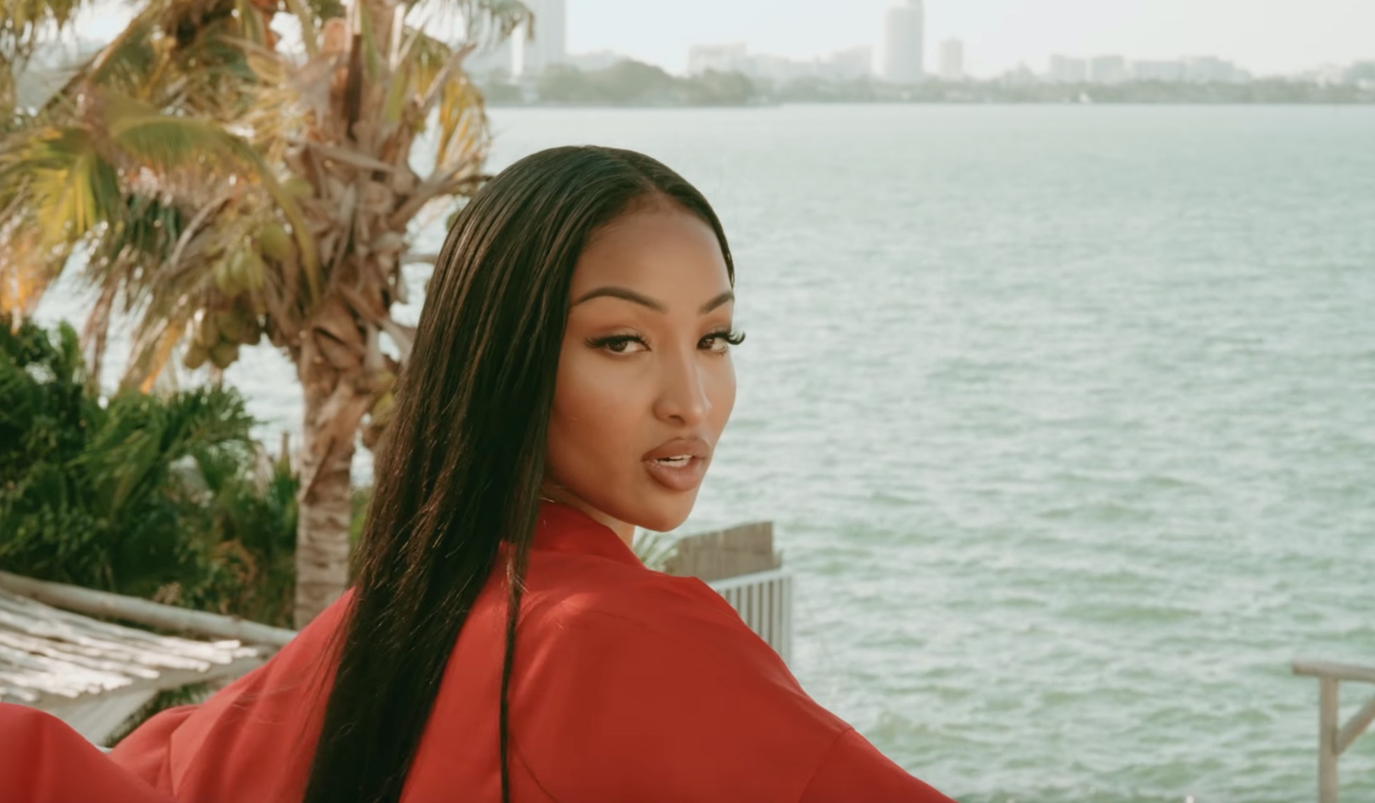 Shenseea Drops 'Die For You' Music Video: