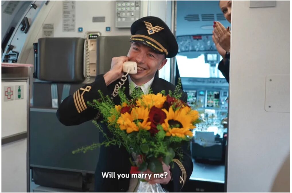 Pilot Proposes to Flight Attendant Girlfriend After Emotional Speech Aboard Airplane – Watch Video