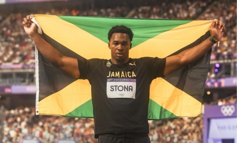 Roje Stona got gold in men's discus throw