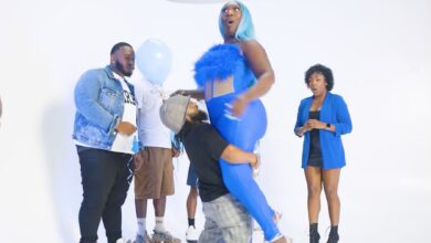 Spice Stars in Hilarious Exboyfriend 'Pop the Balloon' Game