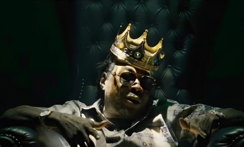 Vybz Kartel Rocks King's Crown in 'Amount' Music Video